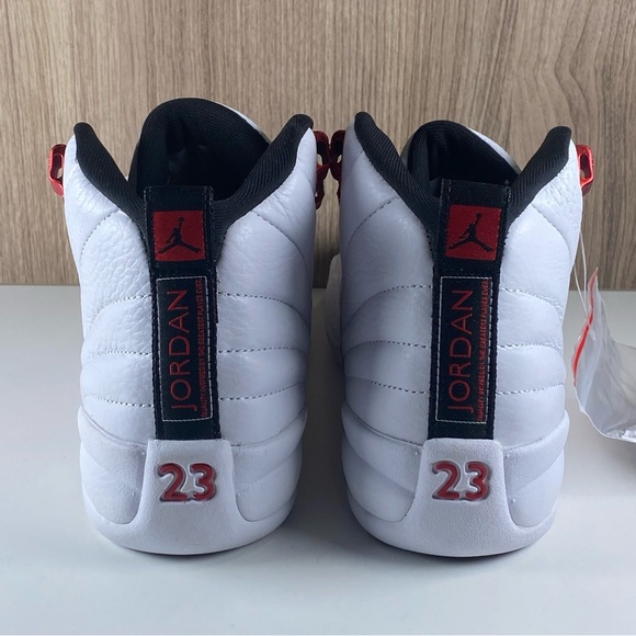 Nike Air Jordan 12 Retro 'Twist' White Red 153265-106 GS Size 4.5 / Wmns Size 6 - Picture 3 of 10
